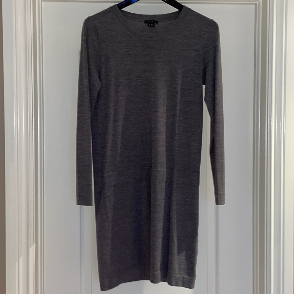 Theory Wool sweater Dress